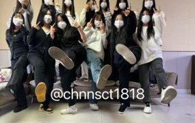 chnnsct1818 | 女学生们的群体臭脚折磨